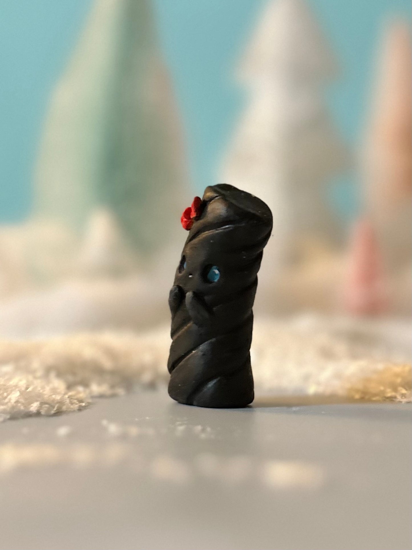 1.00 Surprise !!! Runaway Candies Licorice 2 inch figurine, art toy