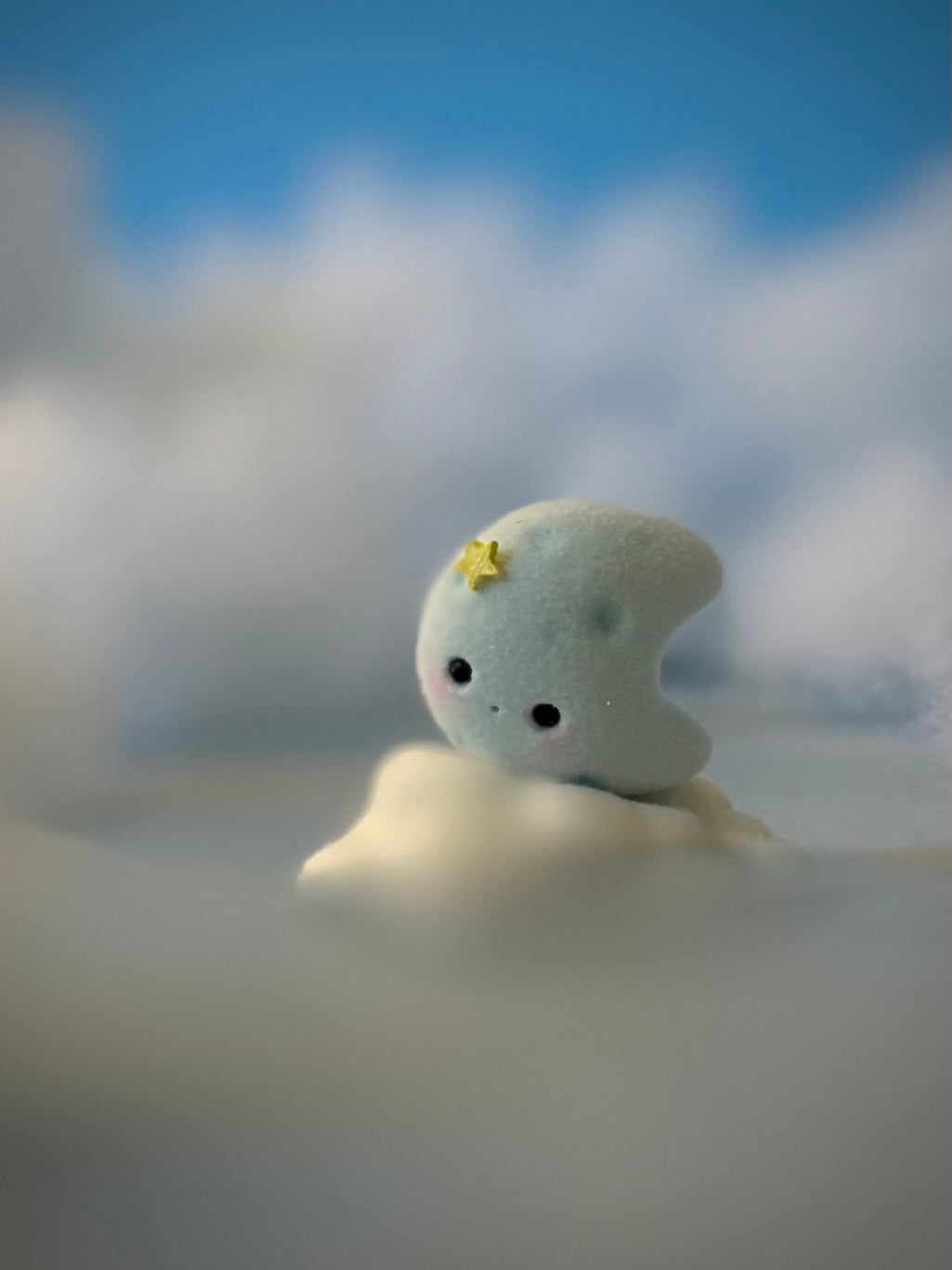 Preorder Little Dremer 2 inch Flocked Figurine with Flocked Cloud Base
