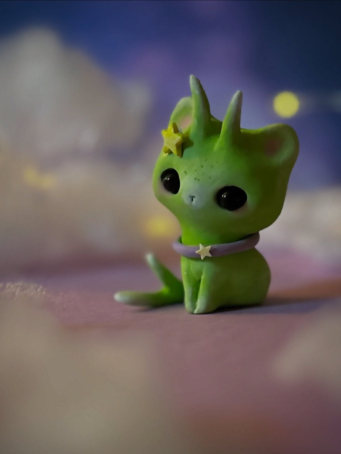 Preorder Alien Cat 2.5 inch figurine, art toy