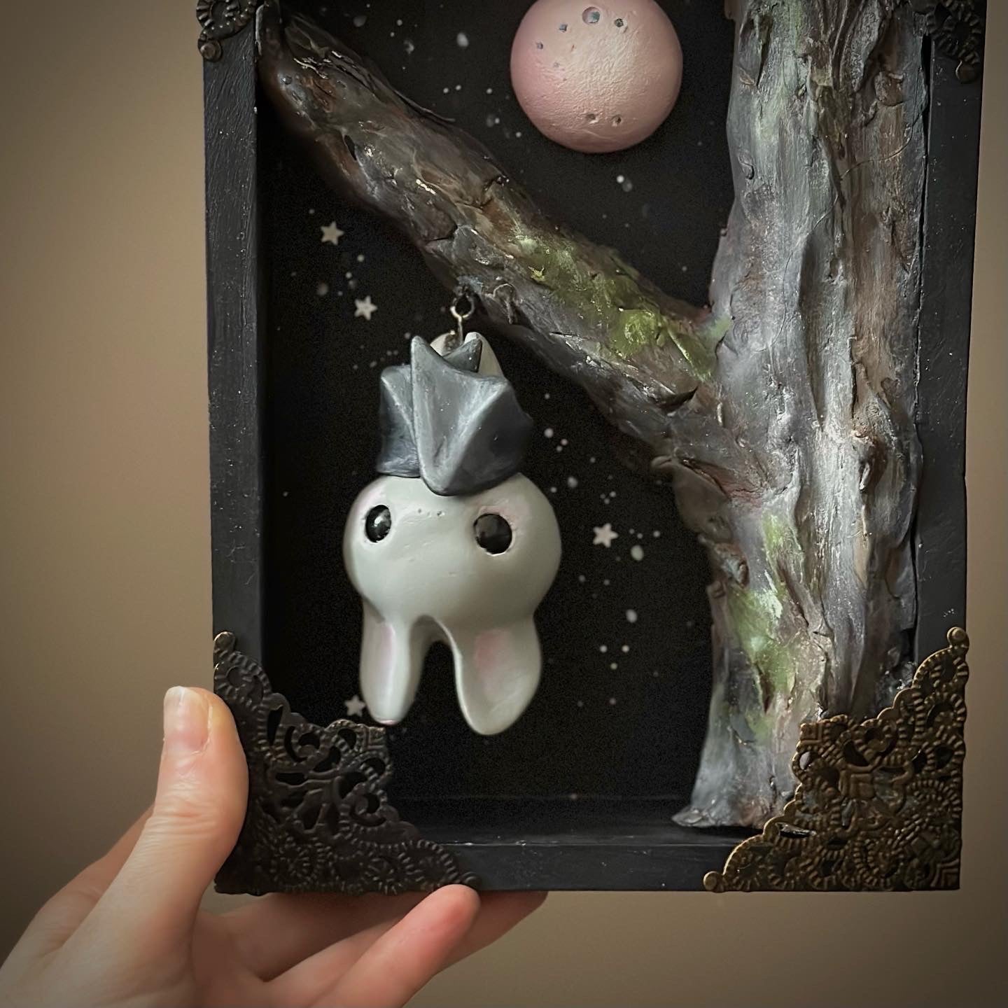 Night Watchman Bat 9 x 6.5 inch Story Box