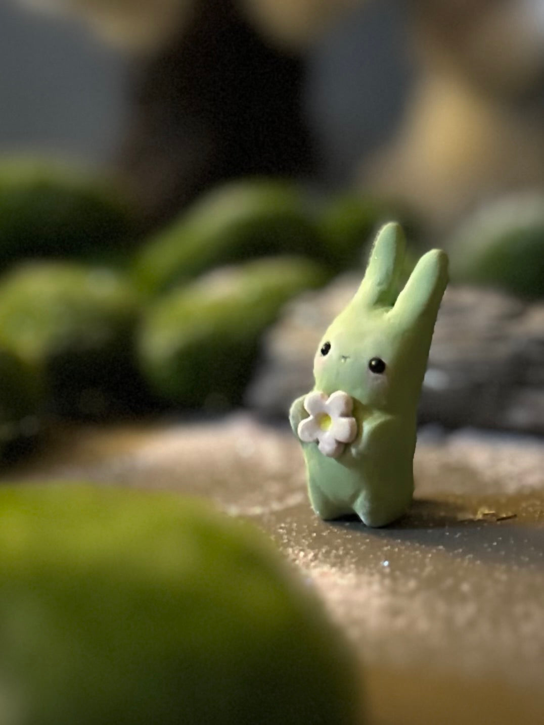Preorder Lucky Spring Green Bunny 1.25 ich figurine, art toy