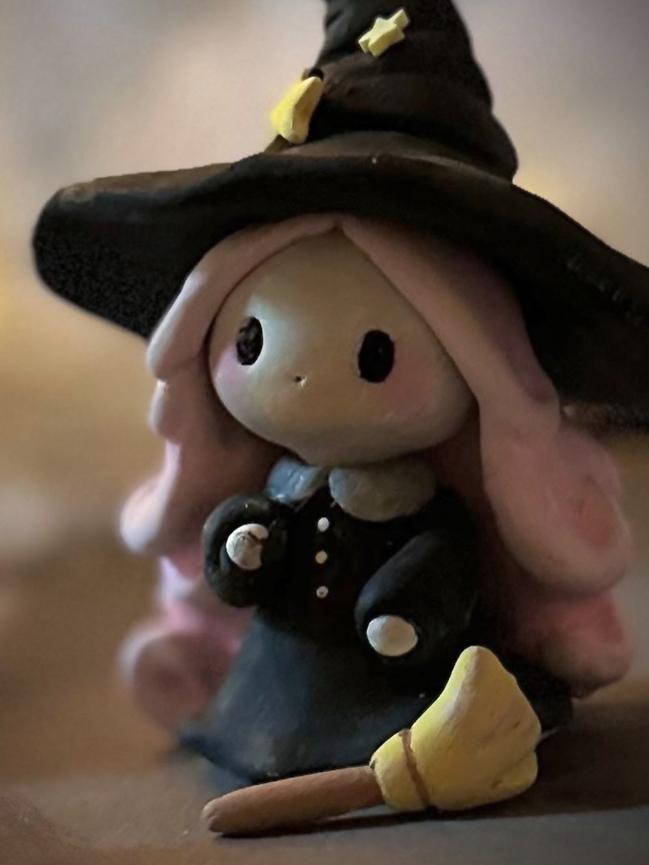 Preorder Little August Witch 4 inch figurine, art toy