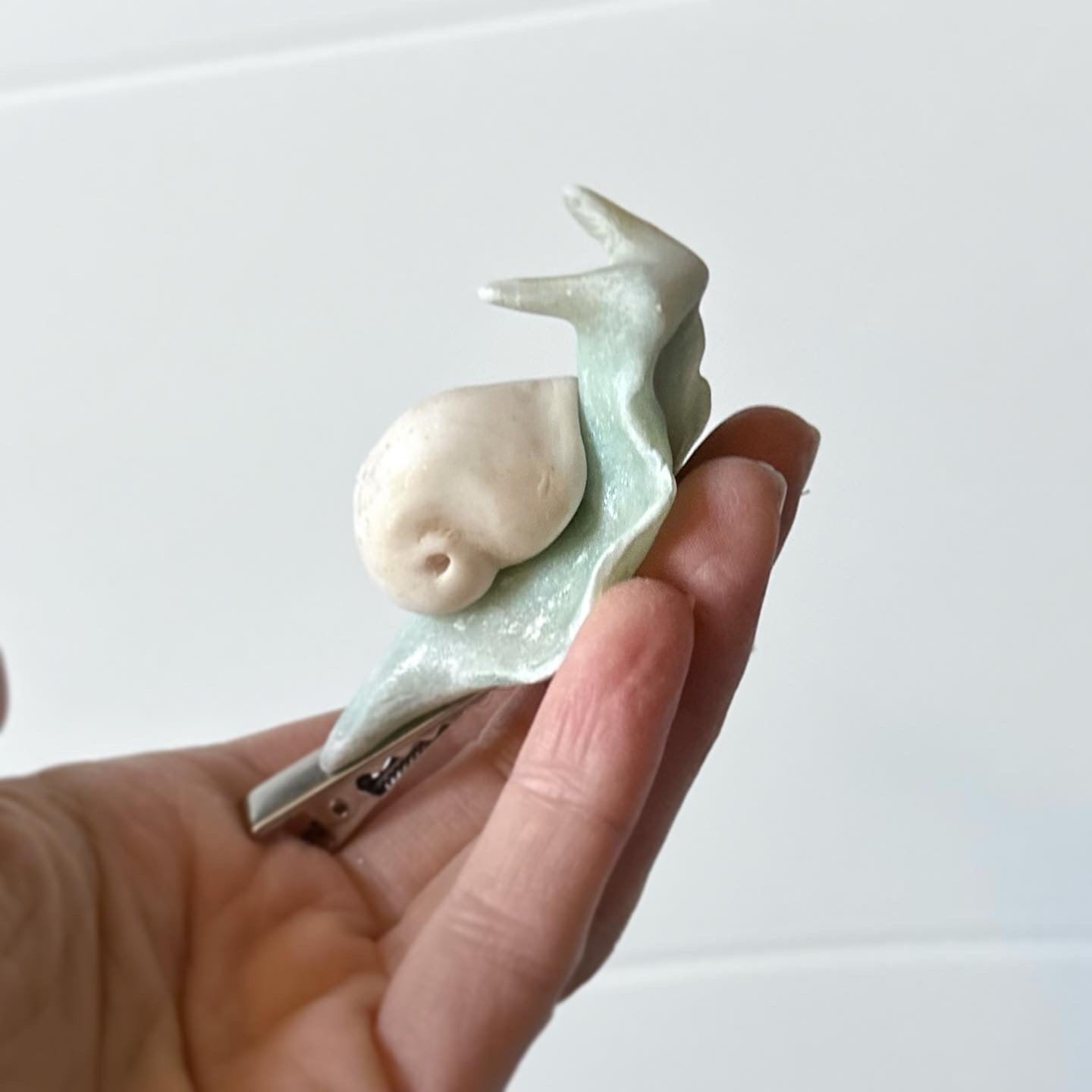 Winter Spirit Snail Ornamnet