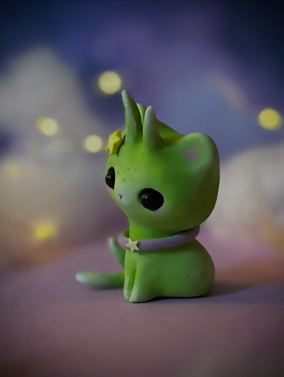 Preorder Alien Cat 2.5 inch figurine, art toy