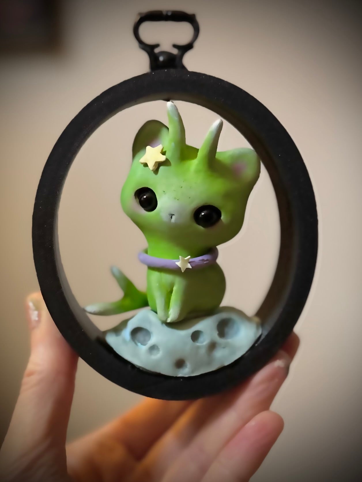 Preorder 4inch FRAMED Alien Kitty (includes Figure)
