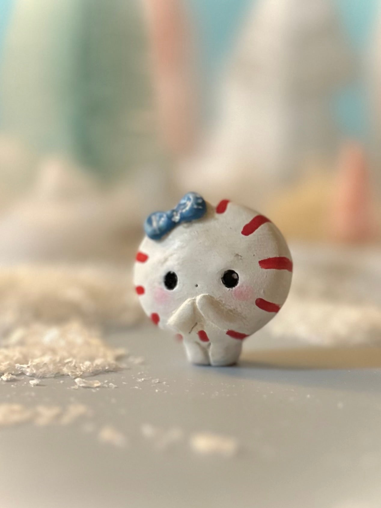 1.00 surprise!!!! Runaway Candies Peppermint 2inch art toy