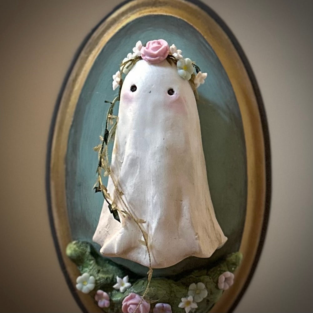 Garden Ghost 6 inch Story Board