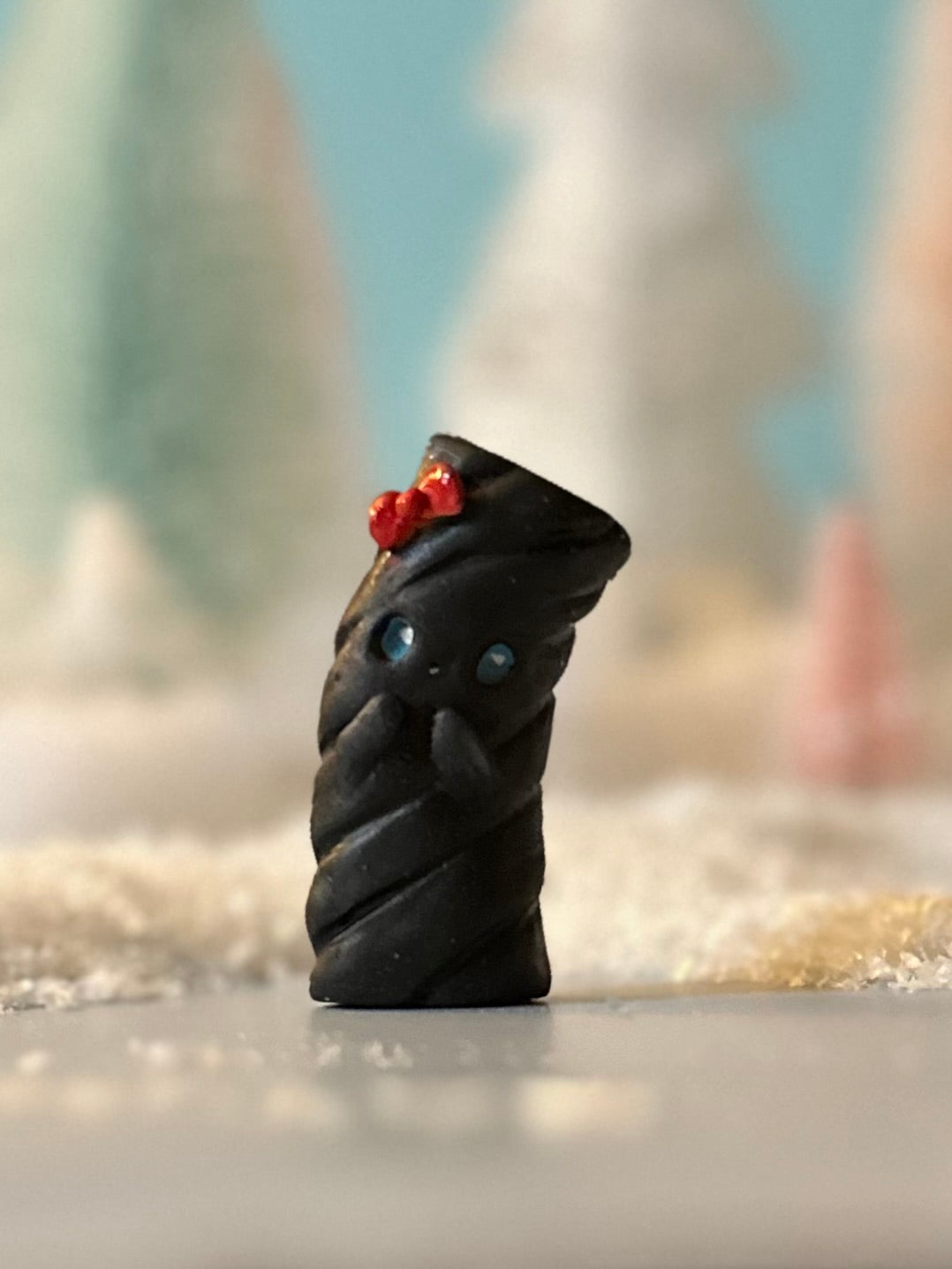 1.00 Surprise !!! Runaway Candies Licorice 2 inch figurine, art toy