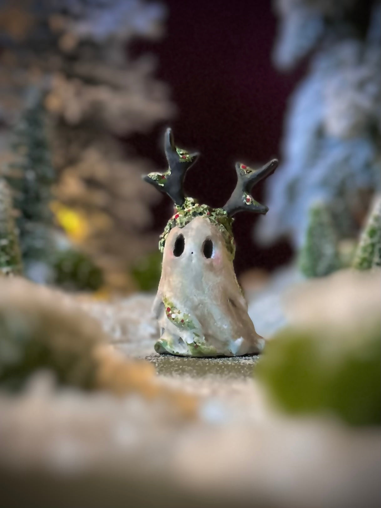 PRE ORDER Yule Ghost 3inch figurine, art toy
