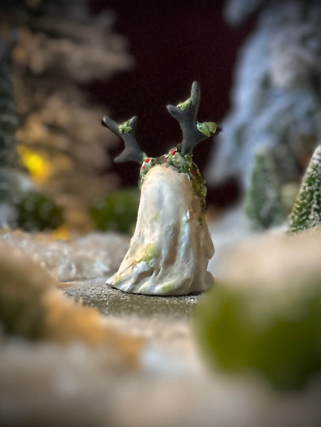 PRE ORDER Yule Ghost 3inch figurine, art toy