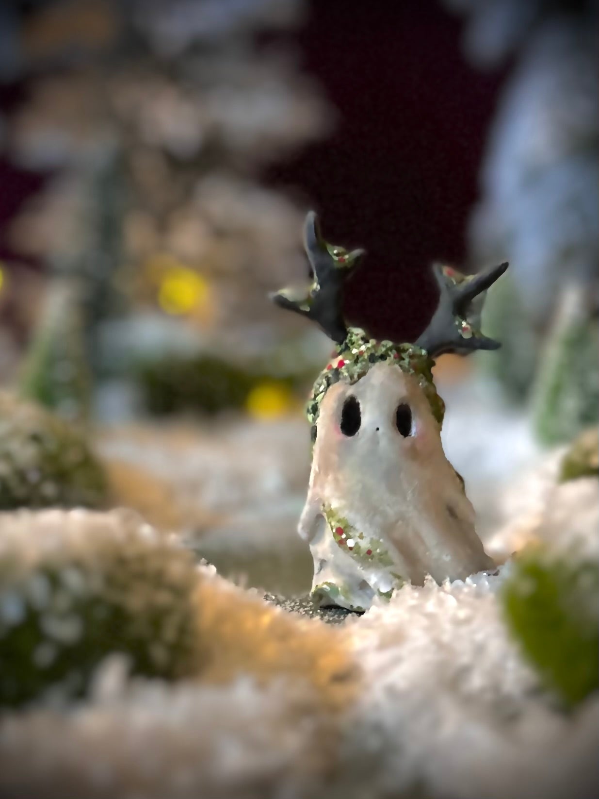 PRE ORDER Yule Ghost 3inch figurine, art toy