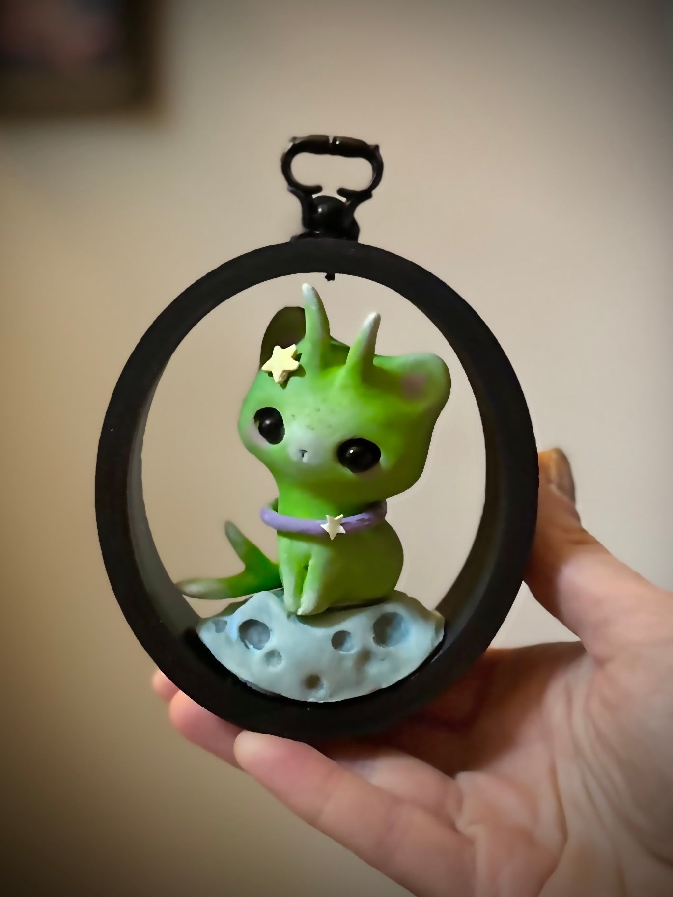 Preorder 4inch FRAMED Alien Kitty (includes Figure)