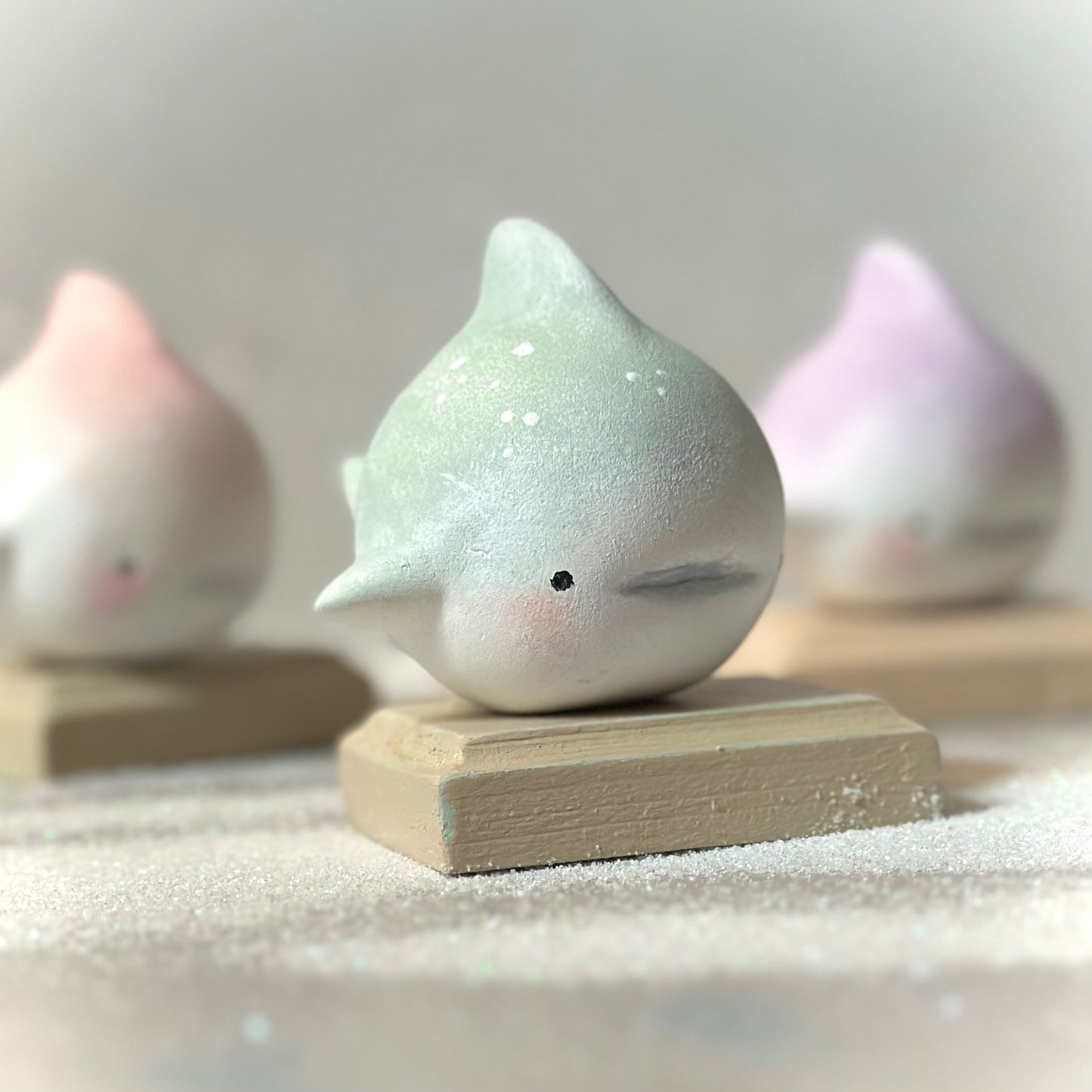 Glide Whale Shark 3 inch figurine