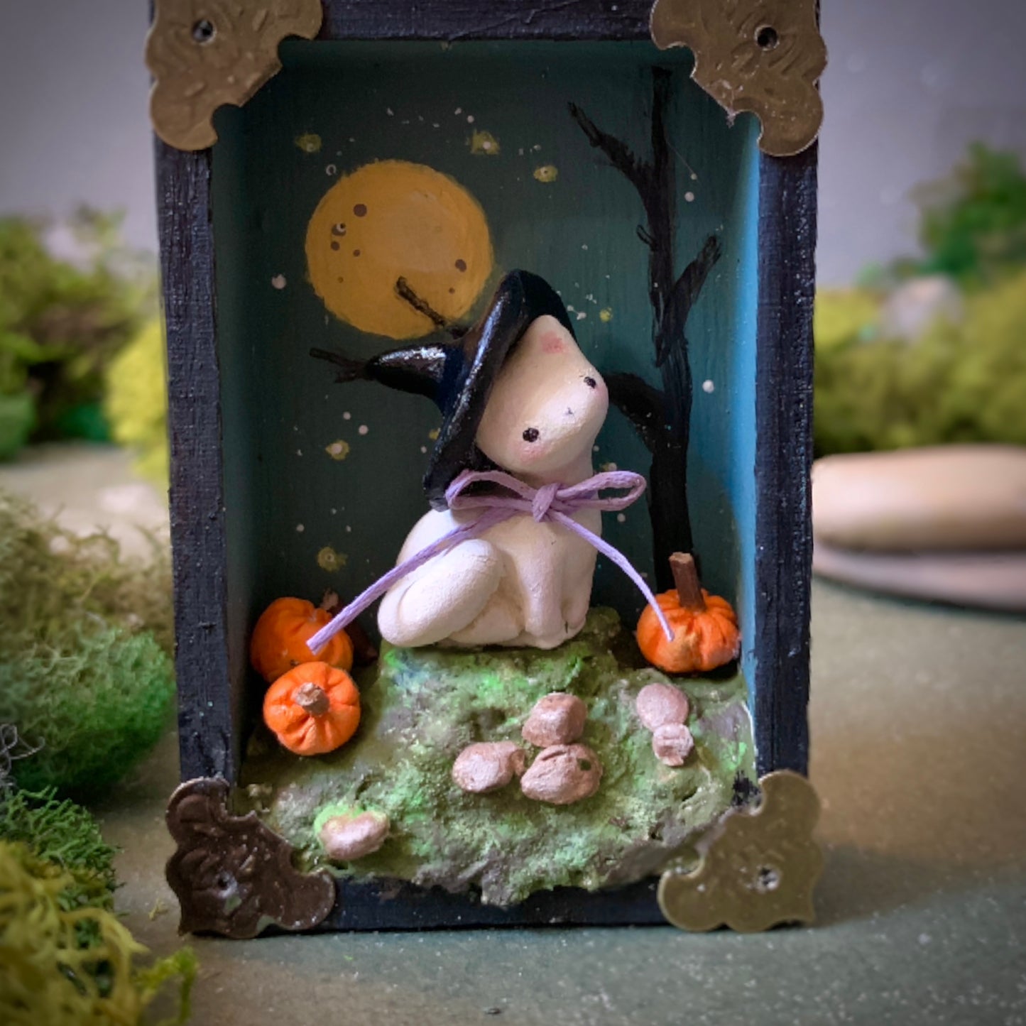 Guardian of All Hallows’ Eve Kitty