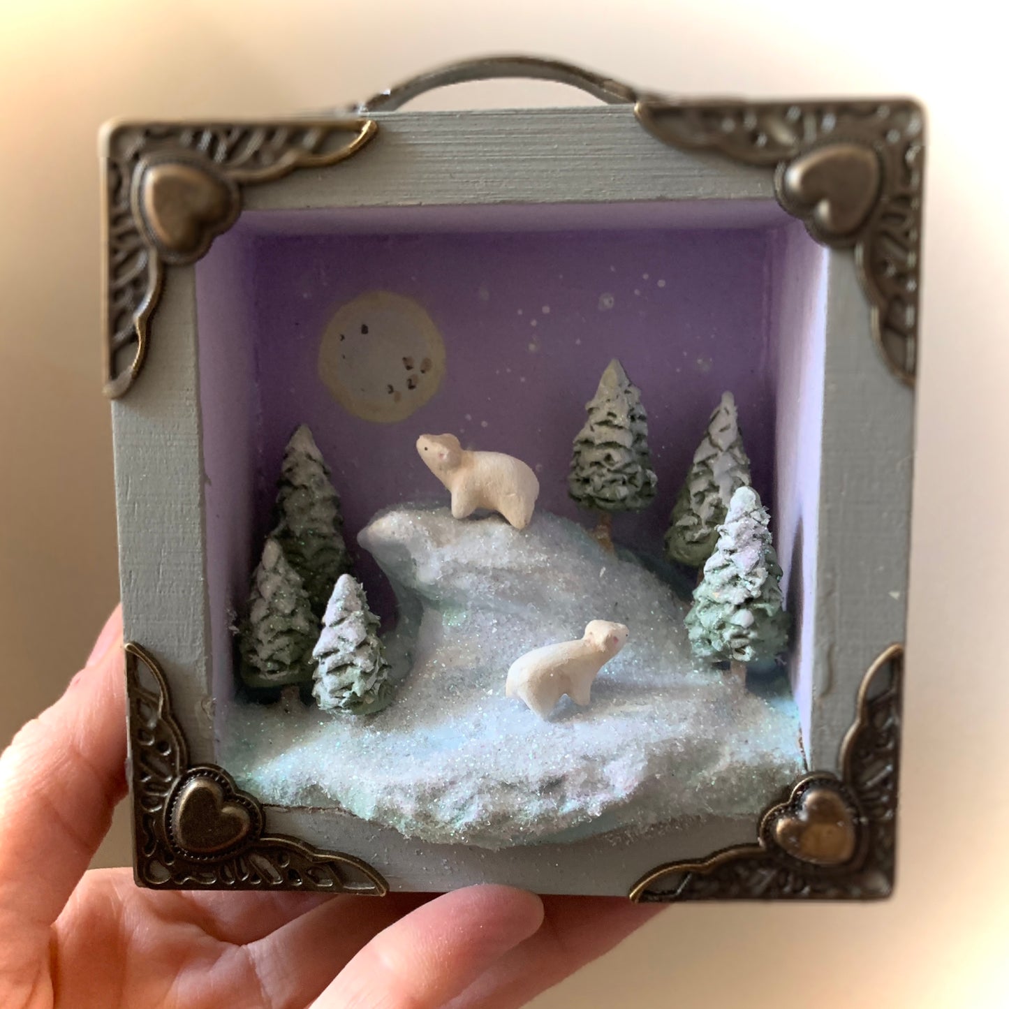 Quiet Keeper Polar Bear 4x4 inch Story Box