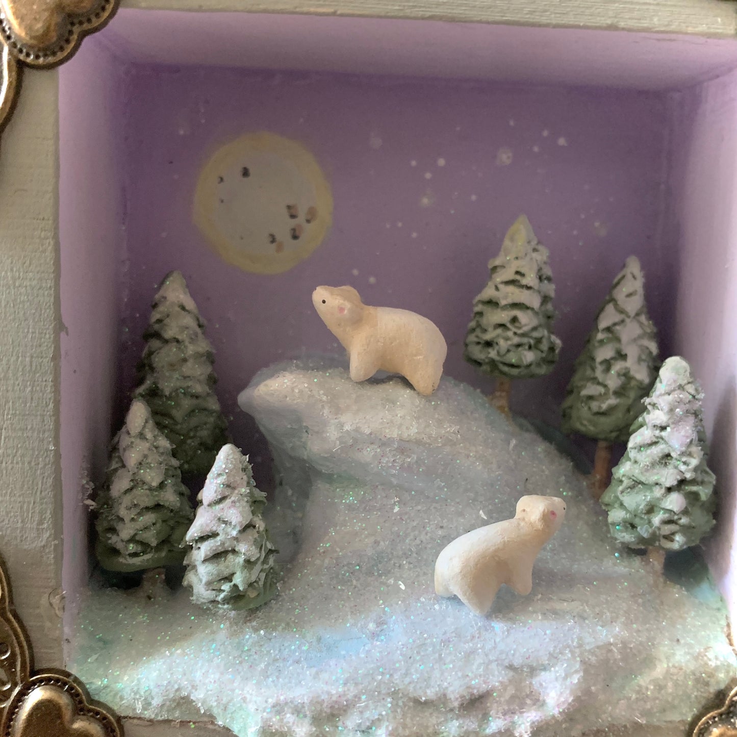Quiet Keeper Polar Bear 4x4 inch Story Box