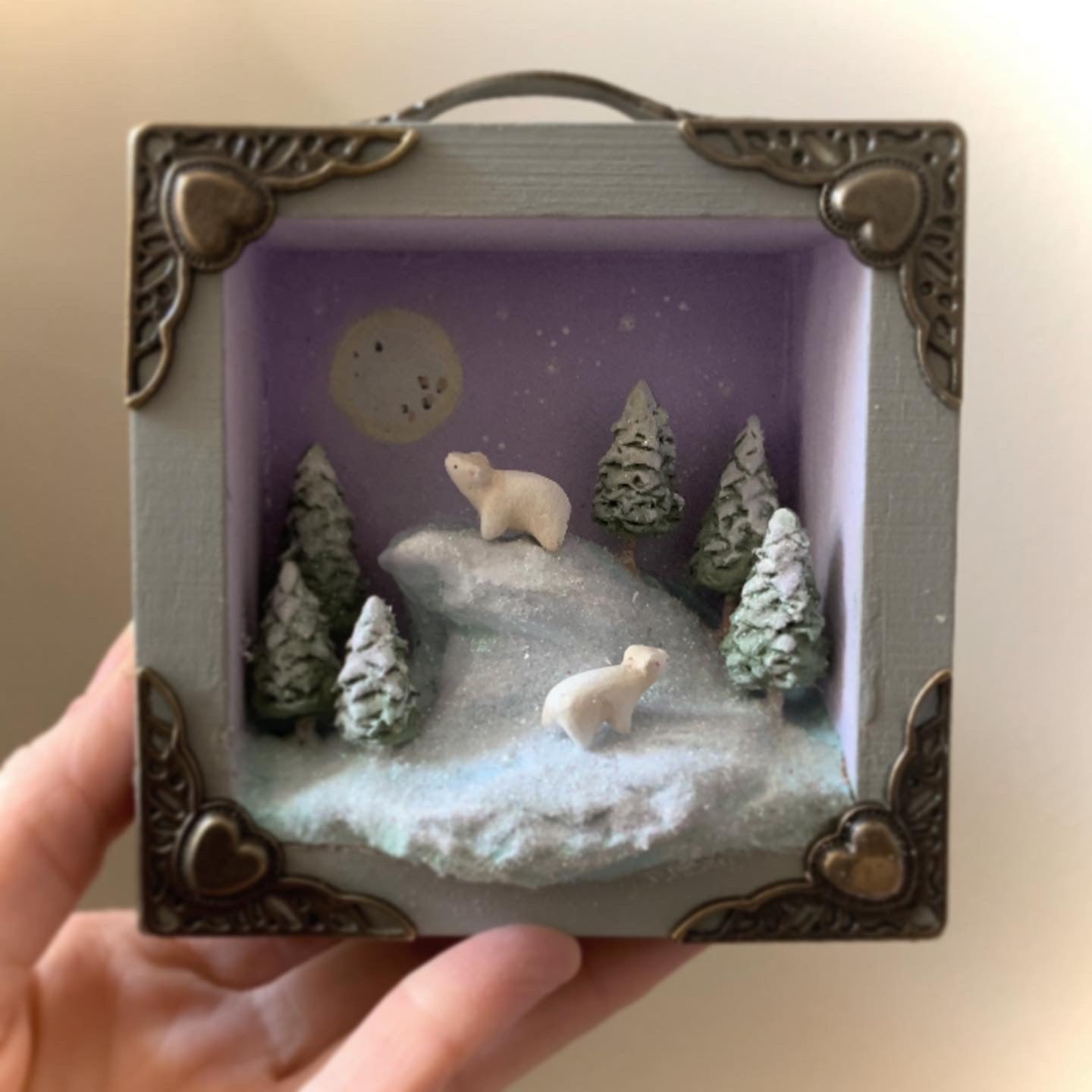 Quiet Keeper Polar Bear 4x4 inch Story Box