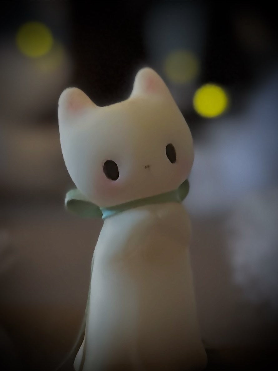 PREORDER White Ghost Kitten 3 inch resin figurine, art toy