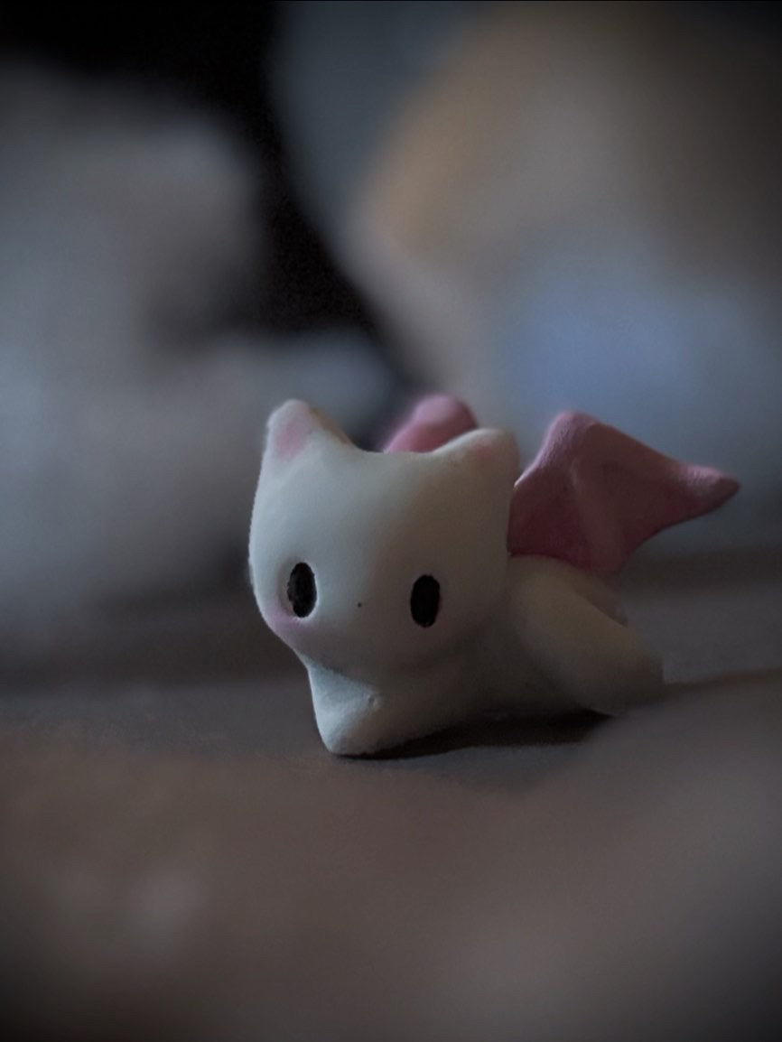 PREORDER White Bat Cat  2inch resin Art toy, Figurine