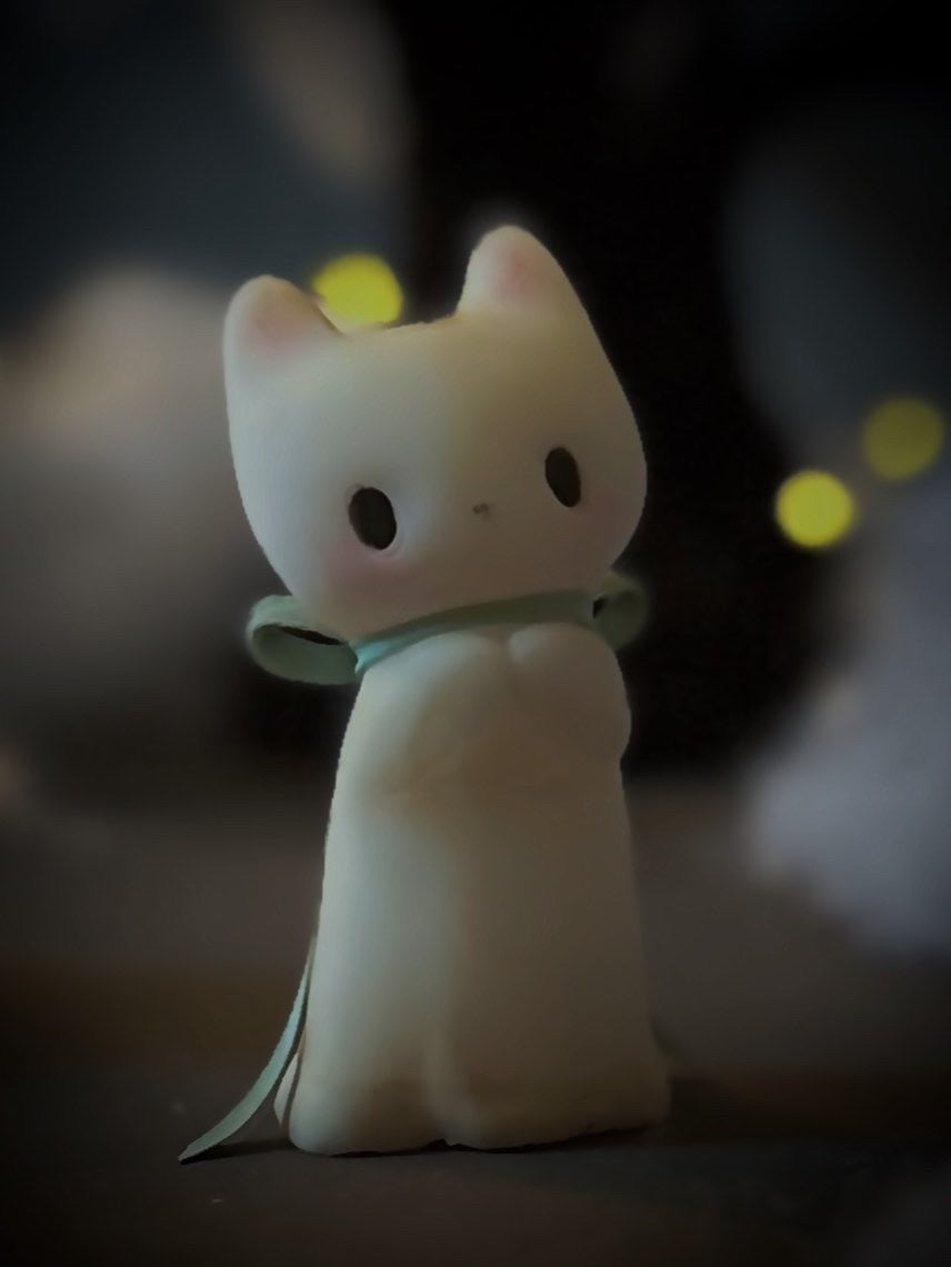 PREORDER White Ghost Kitten 3 inch resin figurine, art toy