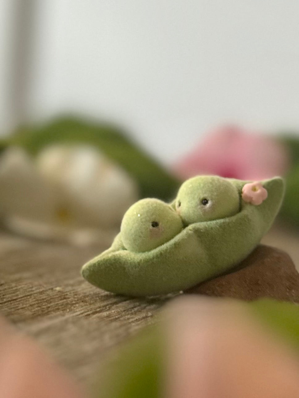 Preorder Sweet Peas   2 inch Flocked Figurine