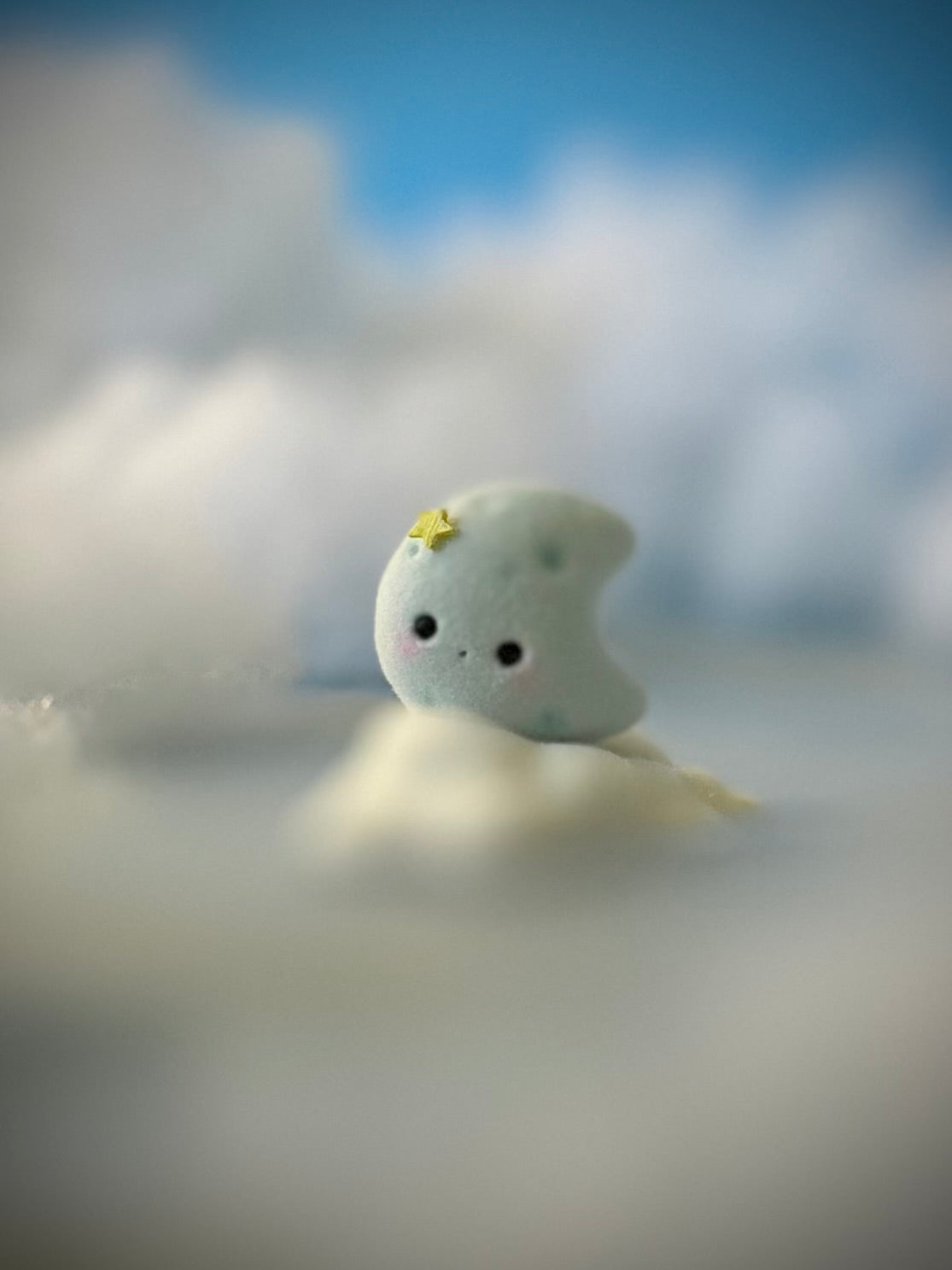 Preorder Little Dremer 2 inch Flocked Figurine with Flocked Cloud Base