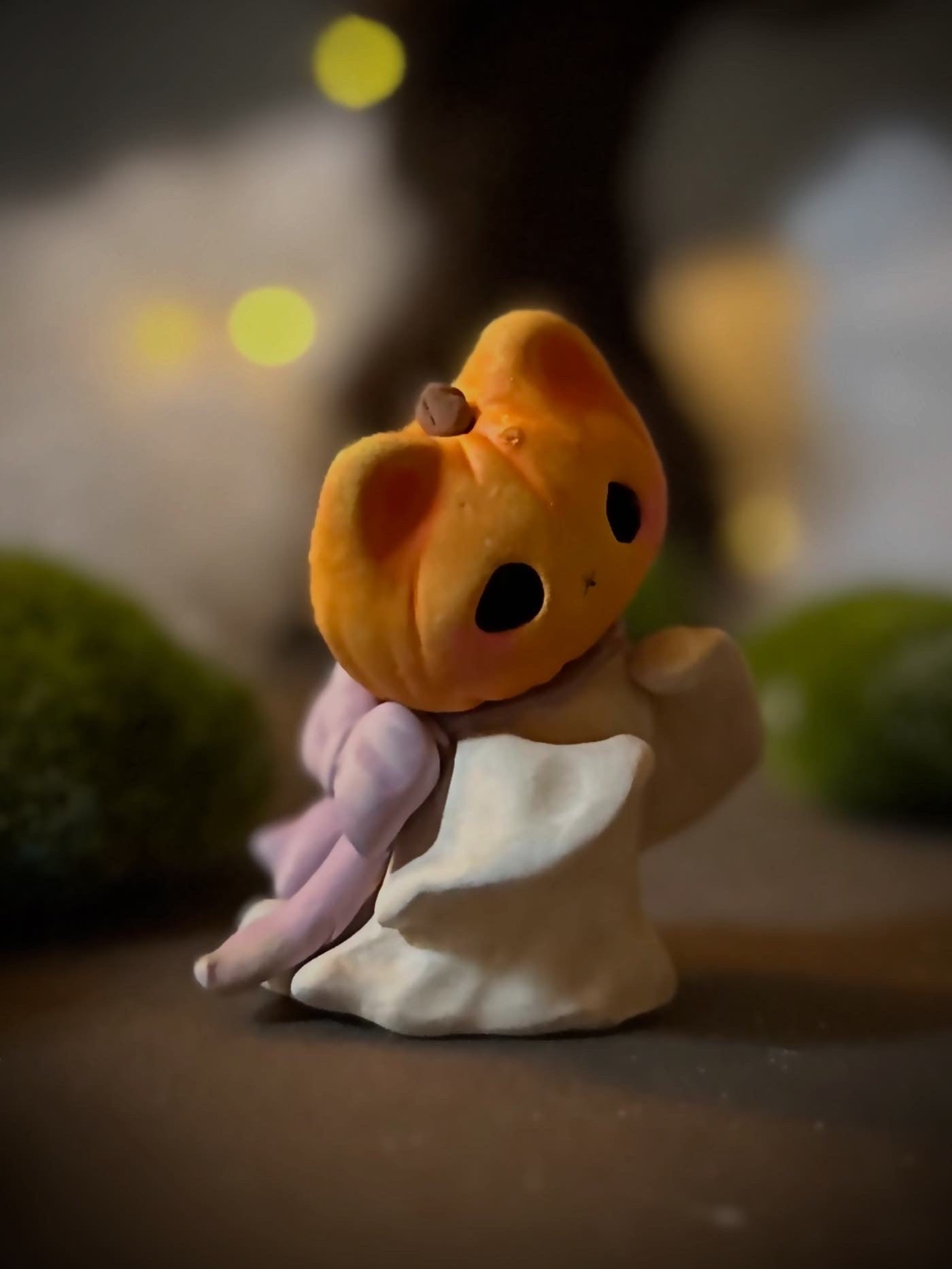 Preorder  Pumpkitten 3 inch figurine, art toy
