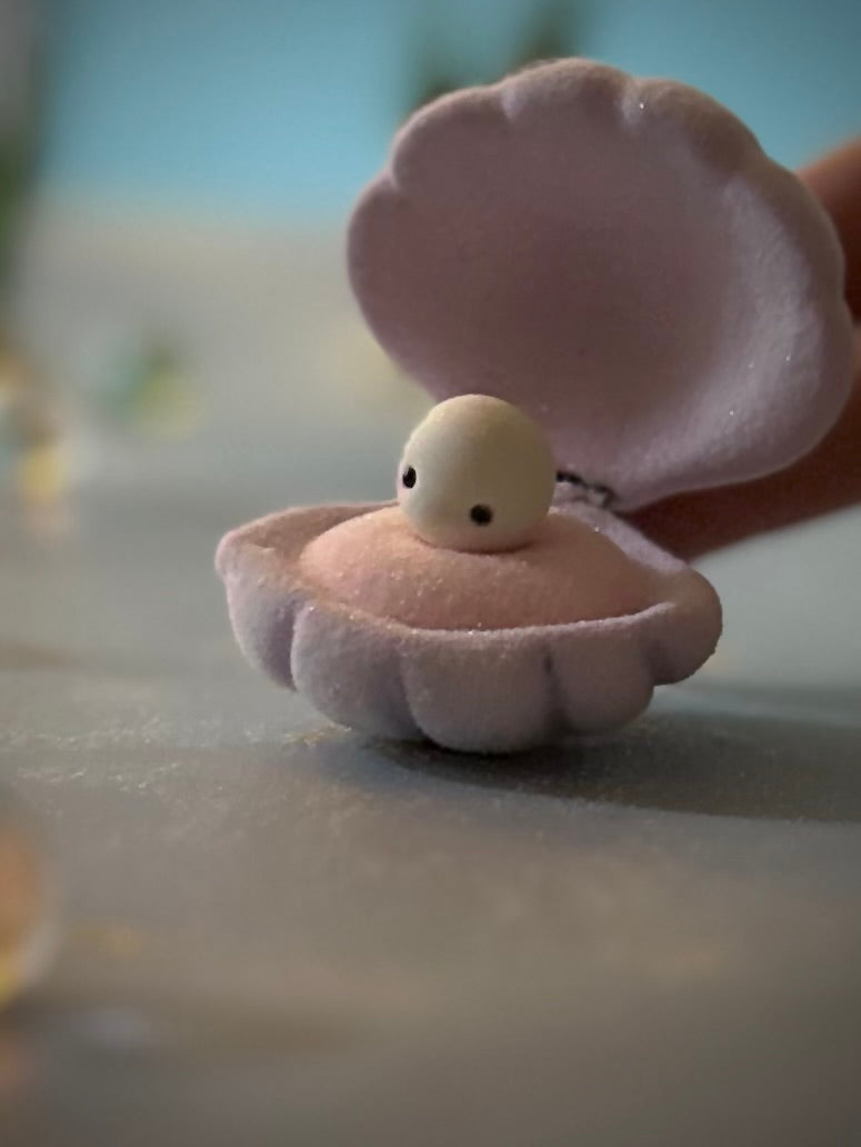 Preorder Sea Pea  2.5 inch Flocked movable Figurine
