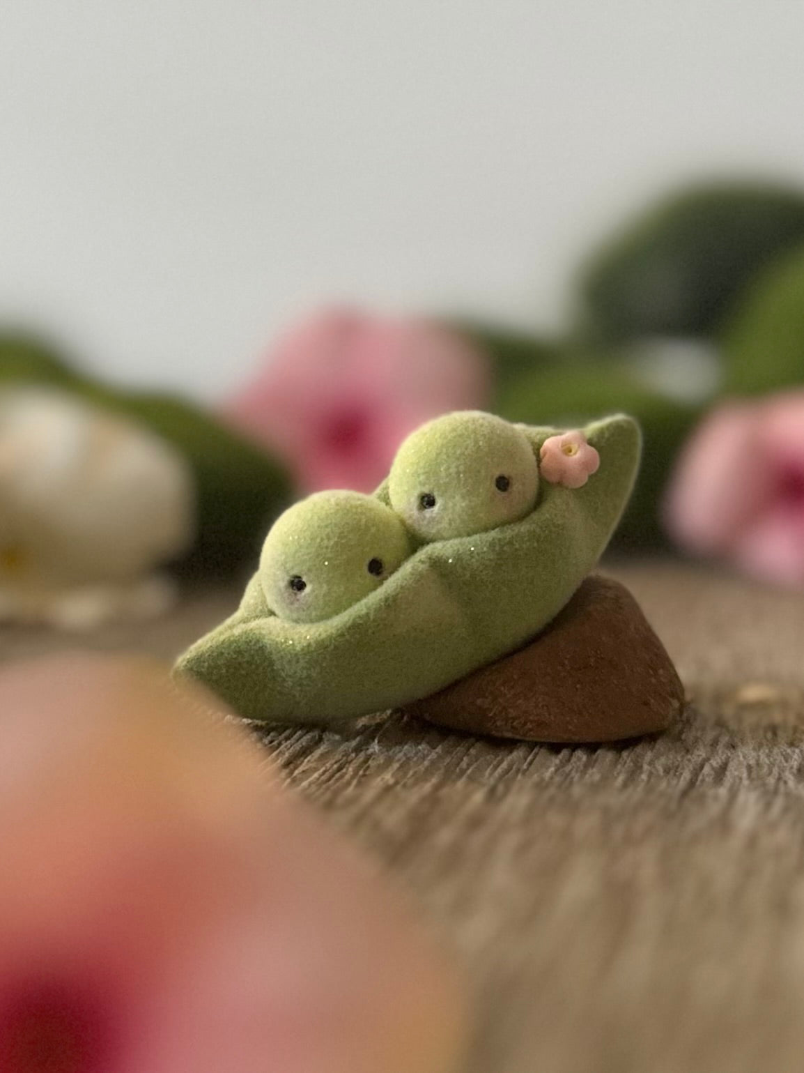 Preorder Sweet Peas   2 inch Flocked Figurine
