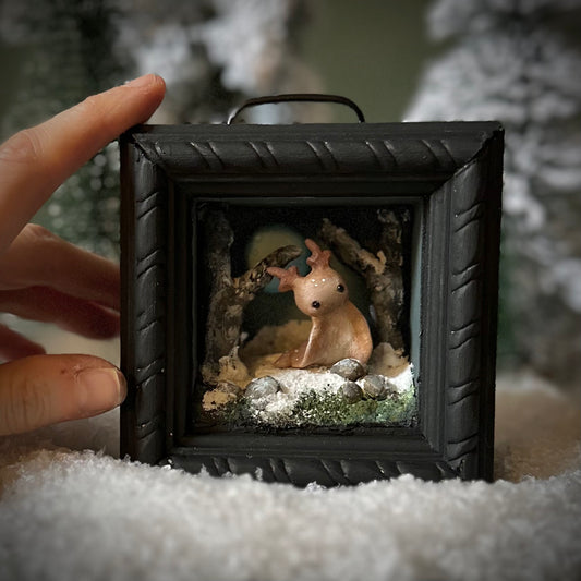 Small Deer Slug  4x4 inch Story Box