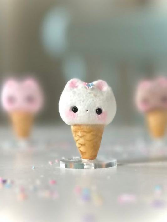 Preorder Vanilla  Kitty Cone  2  inch Flocked Figurine with clear stand