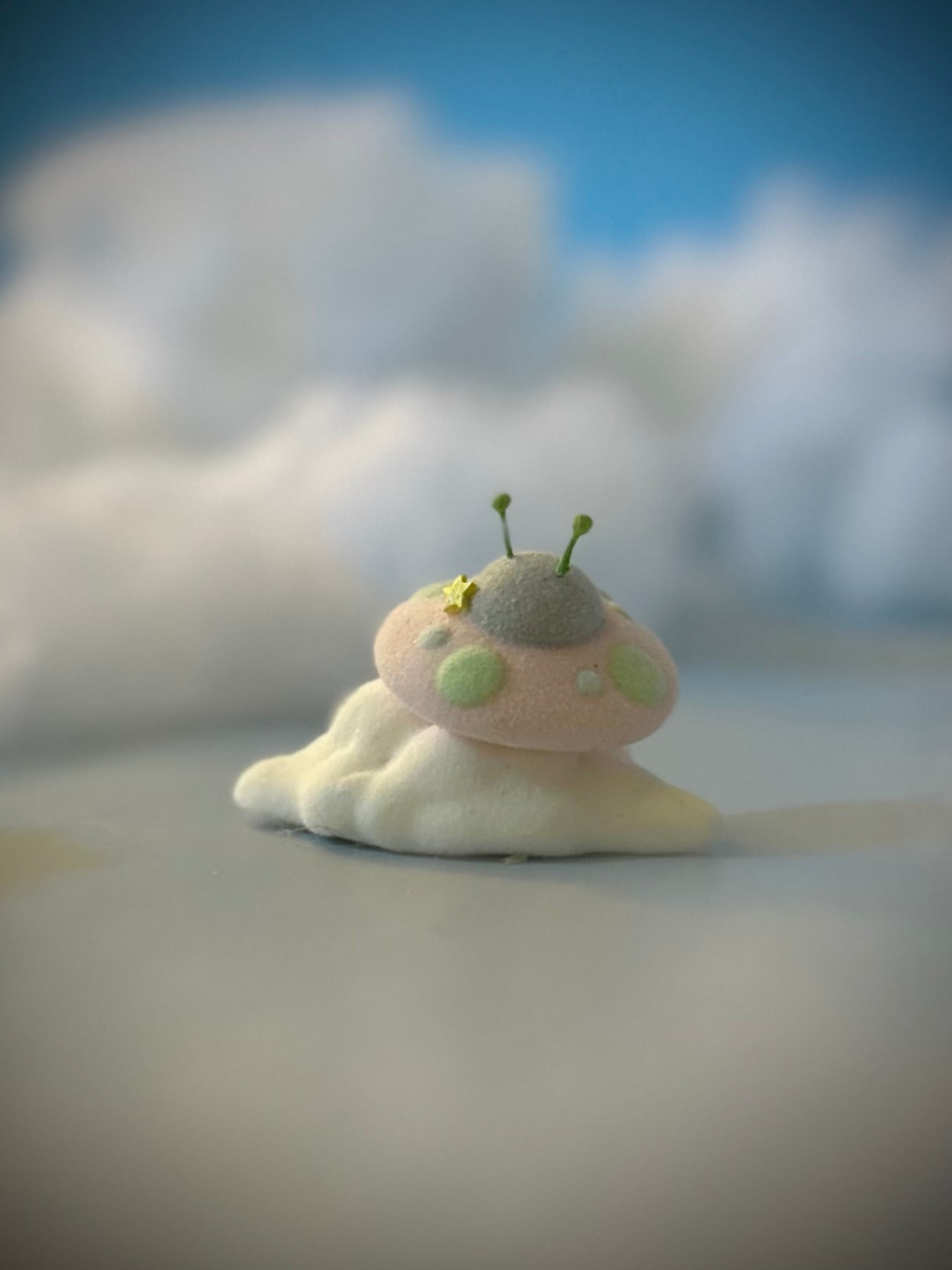 Preorder Pink Flying Saucer 3 inch Flocked Figure with  Flocked Cloud Base