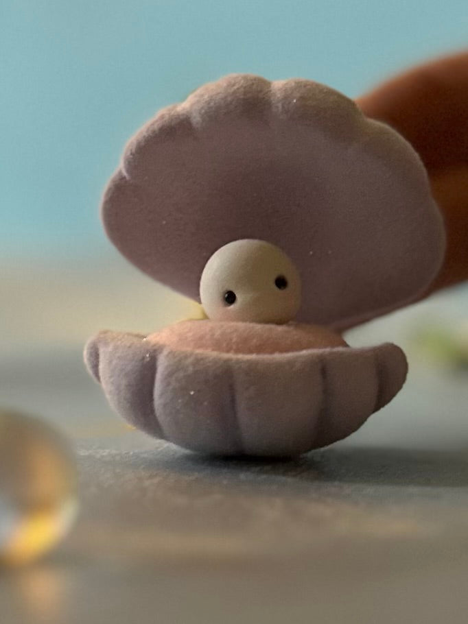 Preorder Sea Pea  2.5 inch Flocked movable Figurine