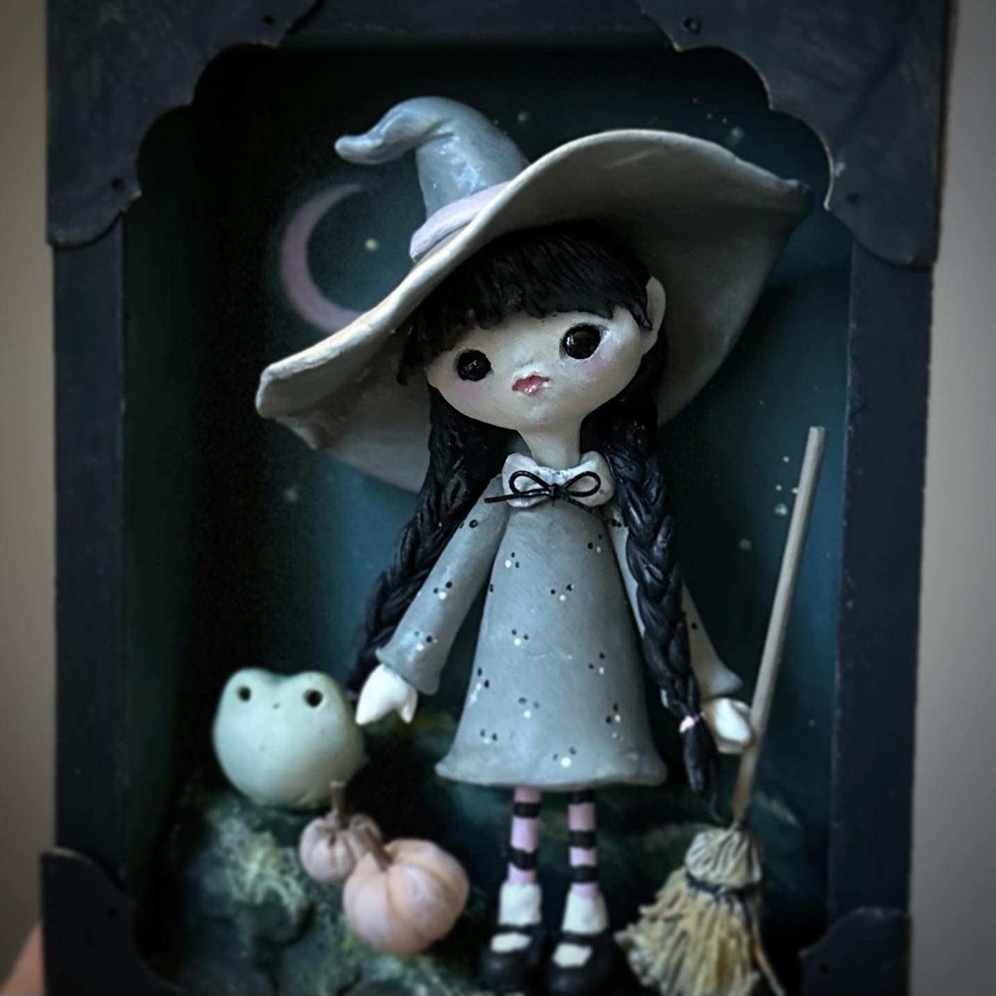 Grey Witch 5x7 inch Story Box