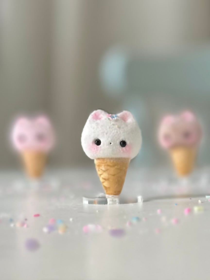 Preorder Vanilla  Kitty Cone  2  inch Flocked Figurine with clear stand