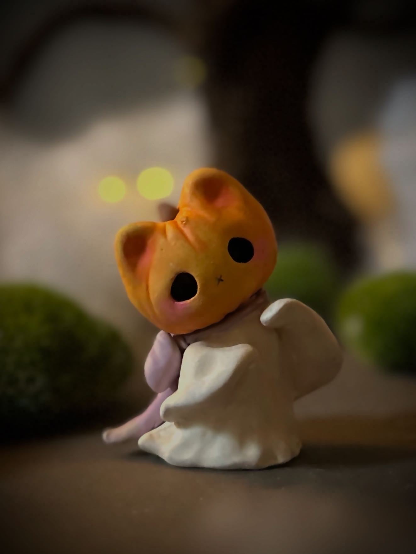 Preorder  Pumpkitten 3 inch figurine, art toy
