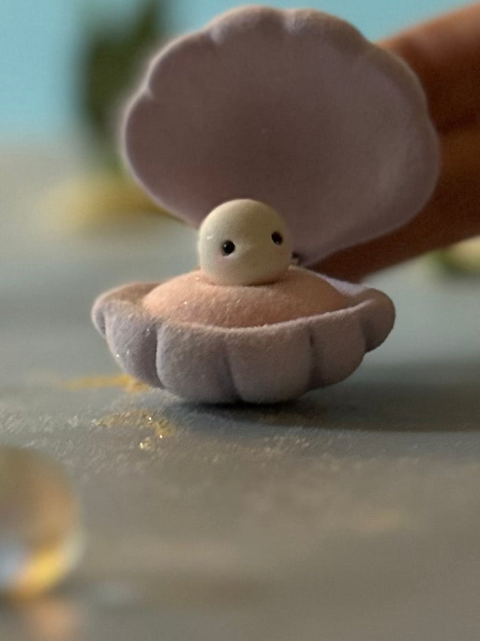 Preorder Sea Pea  2.5 inch Flocked movable Figurine