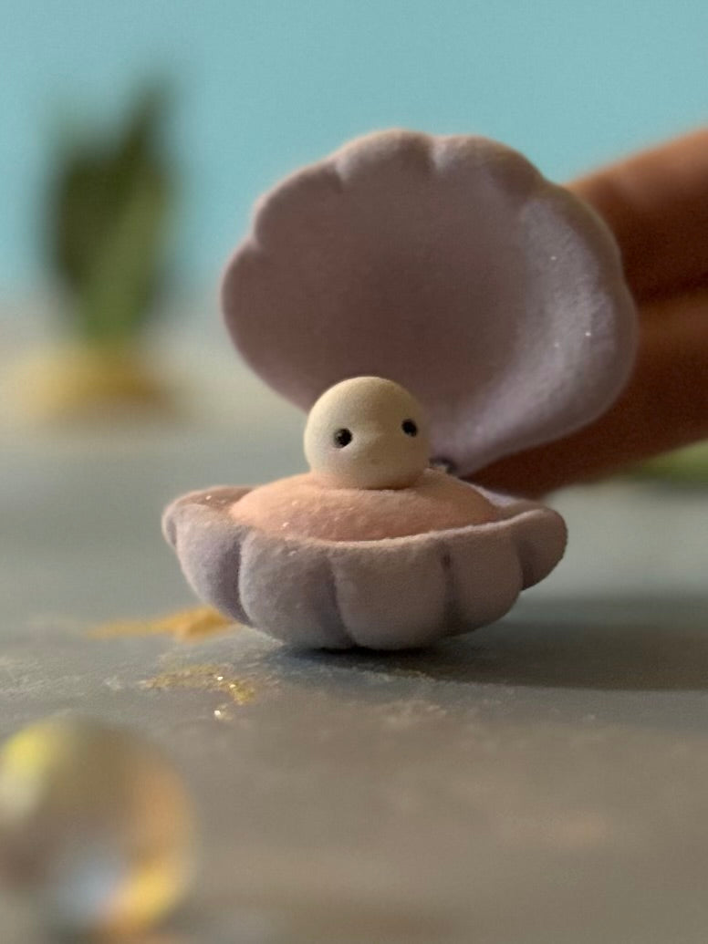 Preorder Sea Pea  2.5 inch Flocked movable Figurine