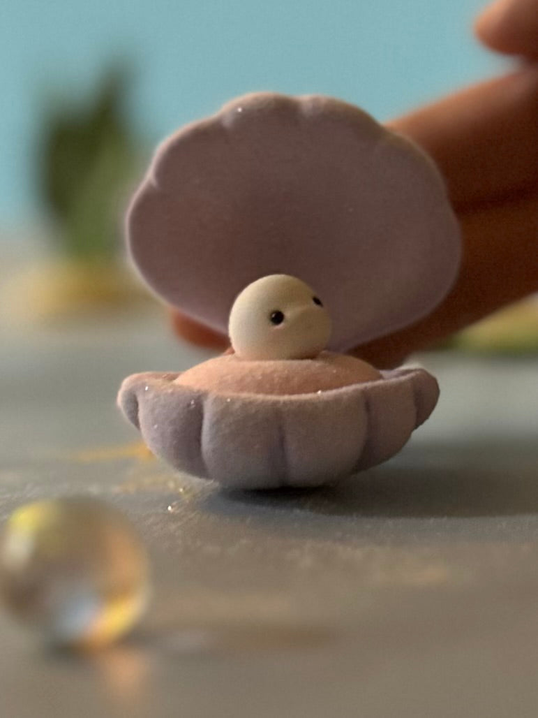 Preorder Sea Pea  2.5 inch Flocked movable Figurine