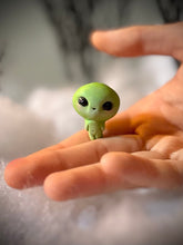 PRE ORDER Little Alien 1 inch arttoy, figurine