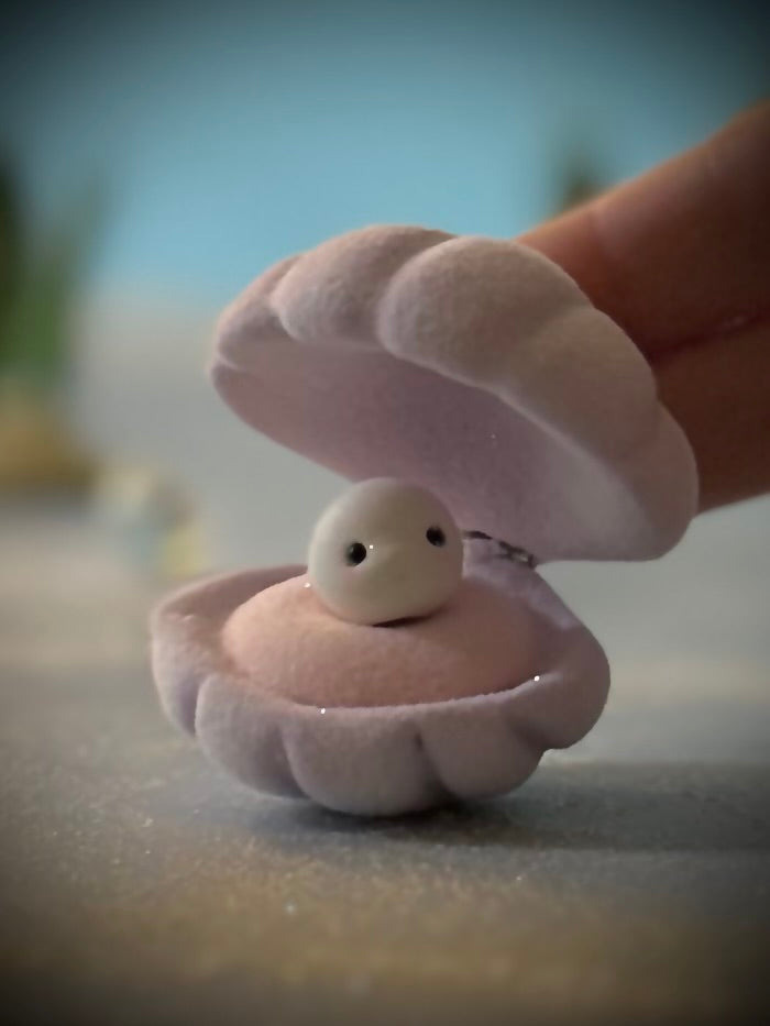 Preorder Sea Pea  2.5 inch Flocked movable Figurine