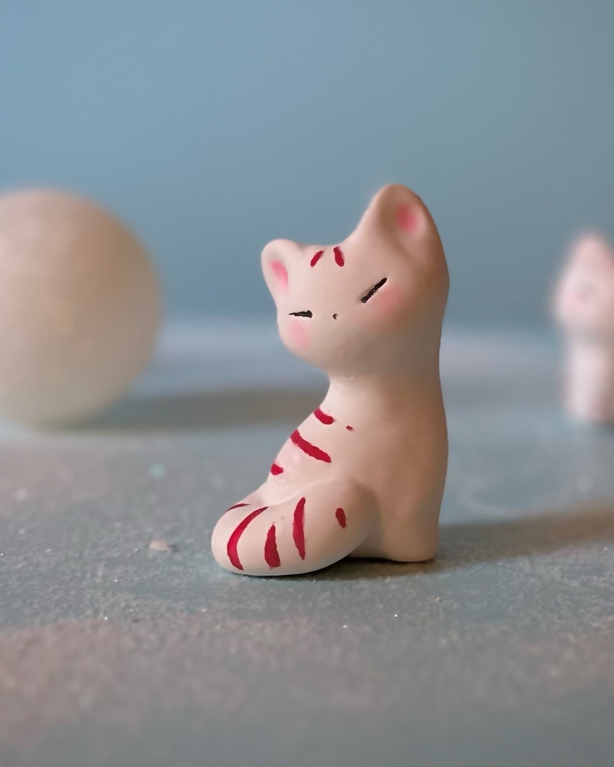PRE ORDER Peppermint Kitty Set of 3  figurine,art toy