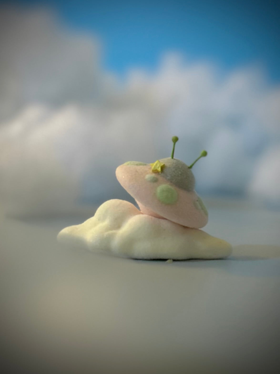 Preorder Pink Flying Saucer 3 inch Flocked Figure with  Flocked Cloud Base