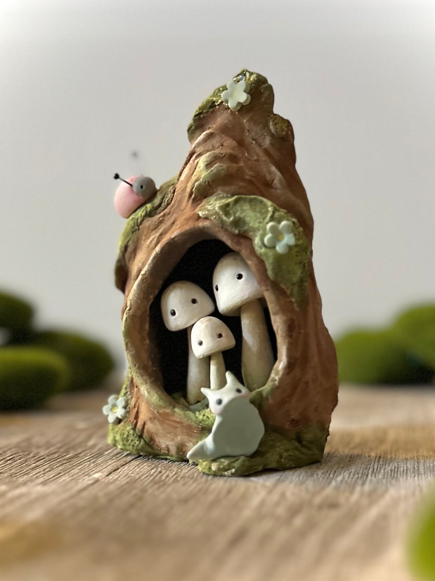 Safe Haven 5 inch Wall Hanging Story Sculpt