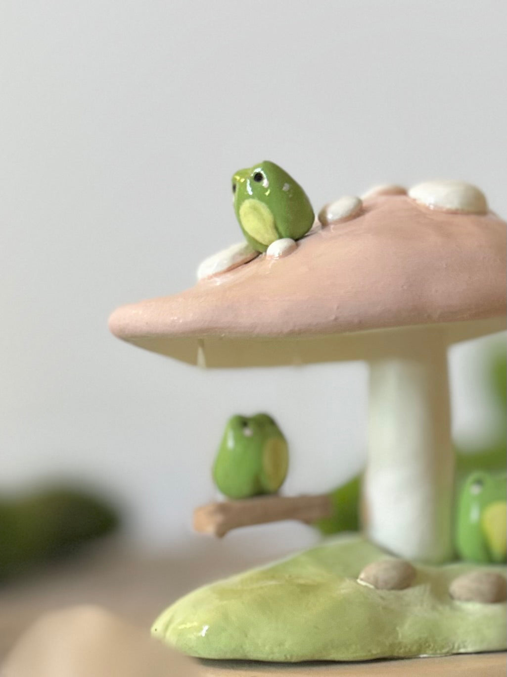 Frolicking Frogs  3.5 inch Interactive clay piece