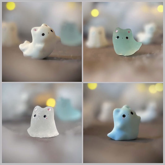 Preorder Mini Ghost Kitty Blind Bag  1 inch figurine, art toy