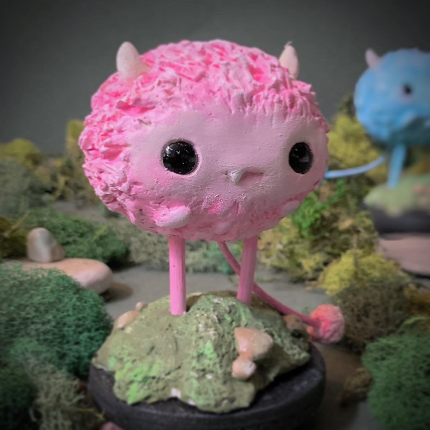 Dust Munsters Pink