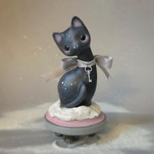 Big Secret Keeper Kitty Figurine
