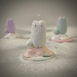 Snow Summoner Kitty White figurine